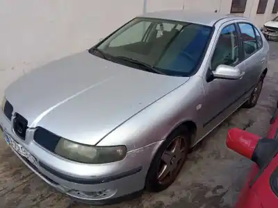 Здавання транспортного засобу seat leon (1m1) 1.9 tdi року 1999 потужний ahf,asv