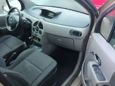 Здавання транспортного засобу RENAULT                                            MODUS / GRAND MODUS (F/JP0_)                                                                                                                                                                                                                               1.2 (JP0C, JP0K, FP0C, FP0K, FP0P, JP0P, JP0T) року 2005 потужний D4F D7