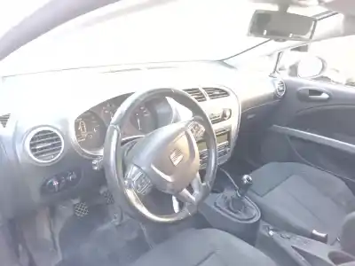 Veículo de Sucata seat leon (1p1) 1.4 tsi do ano 2011 alimentado cax