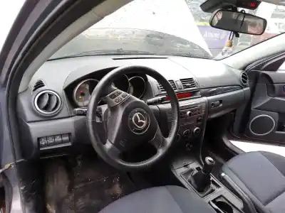 Veículo de Sucata mazda 3 (bk) 2.0 mzr-cd (bk14) do ano 2008 alimentado rf7j,rf8g