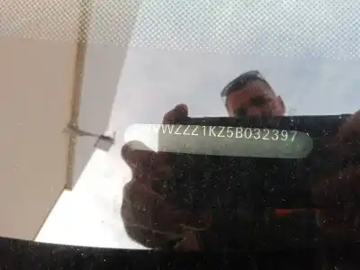 Sloopvoertuig volkswagen golf v (1k1) 1.6 van het jaar 2005 aangedreven bgu