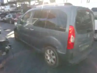 Vehicul casat peugeot partner tepee 1.6 hdi al anului 2009 alimentat 9hz