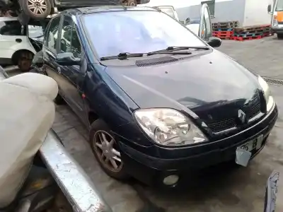 Scrapping Vehicle renault scénic i monospace (ja0/1_, fa0_) 1.9 dti (ja1u) of the year 2002 powered f9q q7