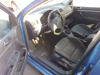 Scrapping Vehicle volkswagen golf v (1k1) 1.9 tdi of the year 2004 powered bkc