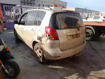 Veículo de Sucata TOYOTA COROLLA VERSO (_E12_) 2.0 D-4D (CDE120_) do ano 2002 alimentado 1CD-FTV