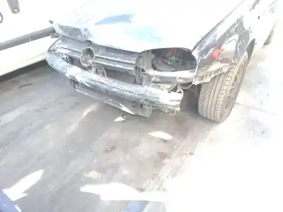 Veículo de Sucata volkswagen golf iv (1j1) 1.9 tdi do ano 2001 alimentado atd,axr