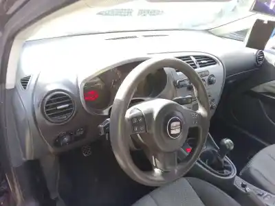 Veicolo di demolizione seat leon (1p1) 1.6 dell'anno 2006 alimentato bse