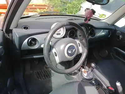 Здавання транспортного засобу mini mini (r50, r53) cooper року 2006 потужний w10 b16 a