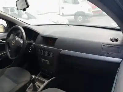 Здавання транспортного засобу opel astra h (a04) 1.6 (l48) року 2006 потужний z 16 xe1,z 16 xep