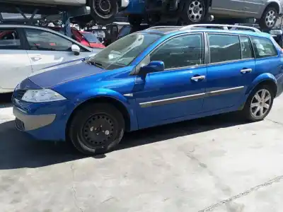 Scrapping Vehicle renault megane ii ranchera familiar (km0/1_) 1.6 16v of the year 2006 powered k4m 760,k4m 761,k4m 812,k4m 813