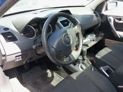 Scrapping Vehicle renault megane ii ranchera familiar (km0/1_) 1.6 16v of the year 2006 powered k4m 760,k4m 761,k4m 812,k4m 813