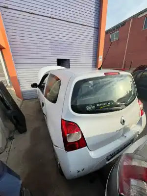 Sloopvoertuig renault twingo ii (cn0_) 1.2 16v (cn04, cn0a, cn0b) van het jaar 2010 aangedreven d4f j7