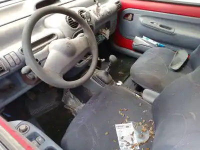 Veicolo di demolizione RENAULT                                            TWINGO I (C06_)                                                                                                                                                                                                                                            1.2 (C067)                                                                                                                                                                                                                                                 dell'anno 1998 alimentato D7F 700,D7F 701