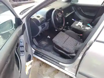 Здавання транспортного засобу seat leon (1m1) 1.9 tdi року 2000 потужний asv