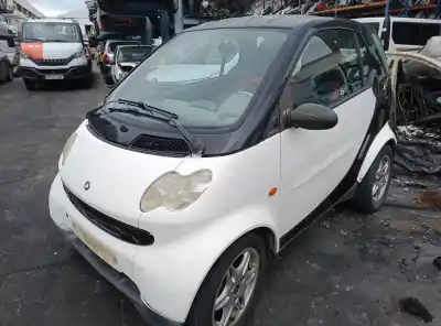 Vehicul casat smart fortwo coupé (450) 0.8 cdi (450.300, 450.301, 450.302, 450.303, 450.306) al anului 2006 alimentat om 660.940