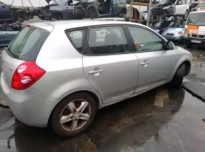 Scrapping Vehicle kia cee'd fastback (ed) 1.6 crdi 115 of the year 2007 powered d4fb
