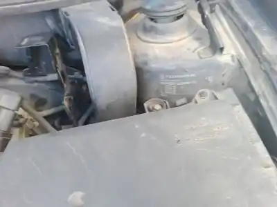 Verschrottungsfahrzeug VOLKSWAGEN GOLF IV (1J1)  des Jahres 2000 angetrieben AJM