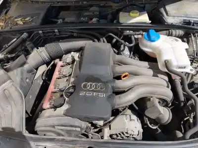 Veículo de Sucata audi a4 b6 (8e2) 2.0 fsi do ano 2003 alimentado awa