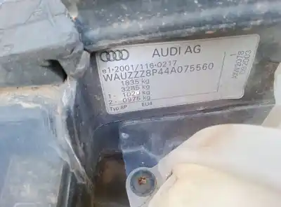 Verschrottungsfahrzeug AUDI A3 (8P1) 2.0 FSI des Jahres 2003 angetrieben AXW