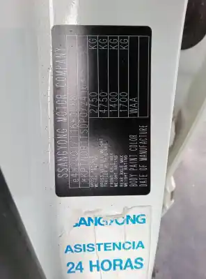 Veículo de Sucata SSANGYONG RODIUS II 2.0 XDI do ano 2013 alimentado D20DTR