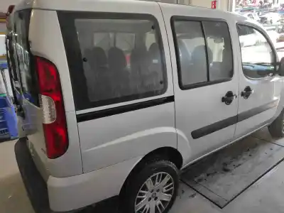 Véhicule à la ferraille fiat                                               doblo cargo (223)                                                                                                                                                                                                                                          1.9 jtd sx furg. panorama                                                                                                                                                                                                                                  de l'année 2009 alimenté 223b1000