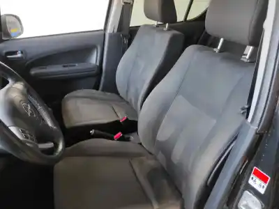 Veicolo di demolizione opel agila b enjoy dell'anno 2009 alimentato k10b