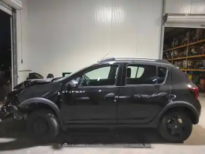 Veicolo di demolizione dacia sandero stepway essential dell'anno 2020 alimentato b4d490 / b4dg490