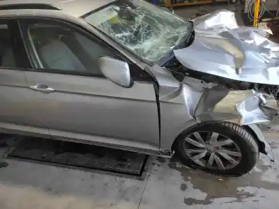 Здавання транспортного засобу volkswagen passat variant (cb5) passat року 2020 потужний dcza