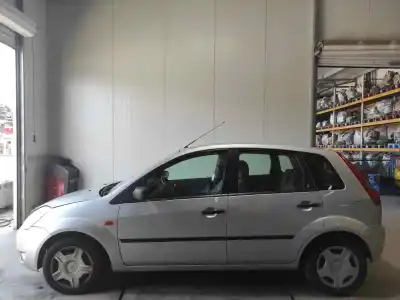 Veículo de Sucata ford fiesta (cbk) ambiente do ano 2003 alimentado f6ja