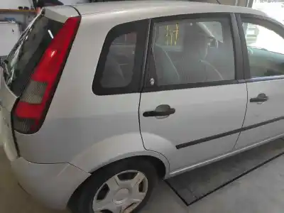 Veículo de Sucata ford fiesta (cbk) ambiente do ano 2003 alimentado f6ja