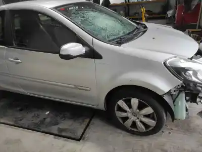 Здавання транспортного засобу renault                                            clio iii                                                                                                                                                                                                                                                   tom tom edition                                                                                                                                                                                                                                            року 2010 потужний d4f784