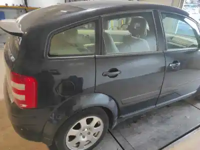 Veículo de Sucata audi a2 (8z) 1.4 do ano 2001 alimentado aua