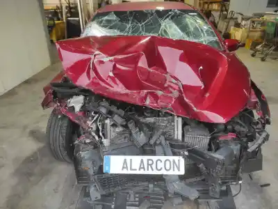 Veículo de Sucata kia cee´d (jd) 1.6 crdi 136 do ano 2016 alimentado d4fb