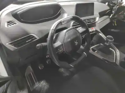 Vehicul casat peugeot 3008 allure al anului 2017 alimentat hn02