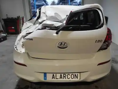 Vehículo de desguace hyundai i20 tecno s ii del año 2013 con motor g4fa