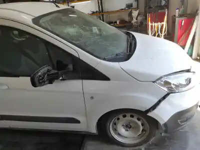 Veículo de Sucata ford transit courier combi trend do ano 2017 alimentado xucd / 2016367 / gm5