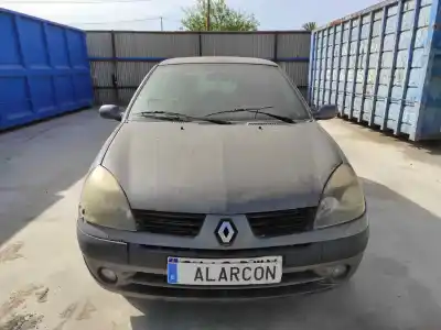 Vehículo de desguace RENAULT CLIO II FASE II (B/CB0) Authentique del año 2002 con motor 