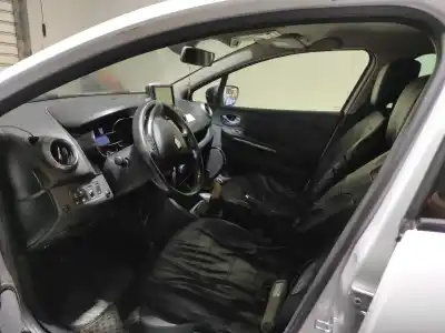 Veículo de Sucata renault clio iv grandtour limited do ano 2016 alimentado k9k608