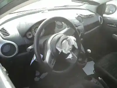 Здавання транспортного засобу mazda 2 lim. (de) 1.3 active + року 2010 потужний zjve