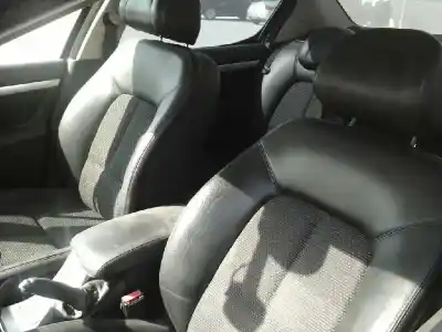 Veicolo di demolizione peugeot 407 2.0 16v hdi fap dell'anno 2007 alimentato d-rhr