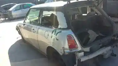 Veículo de Sucata mini mini 1.6 16v do ano 2001 alimentado 
