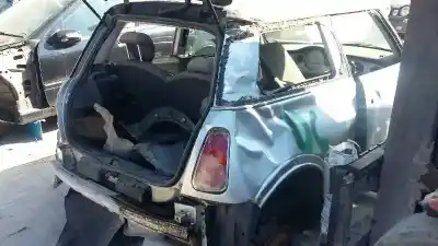 Veículo de Sucata mini mini 1.6 16v do ano 2001 alimentado 