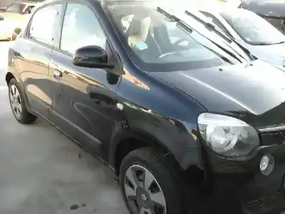 Здавання транспортного засобу renault                                            twingo iii                                                                                                                                                                                                                                                 1.0 sce energy                                                                                                                                                                                                                                             року 2001 потужний h4d400