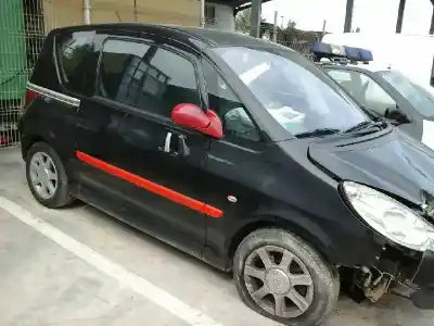 Veículo de Sucata peugeot 1007 1.4 hdi do ano 2006 alimentado 8hzdv4td