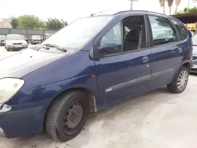 Scrapping Vehicle renault scenic (ja..) 1.9 dti diesel of the year 2001 powered f9q744