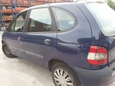 Scrapping Vehicle renault scenic (ja..) 1.9 dti diesel of the year 2001 powered f9q744