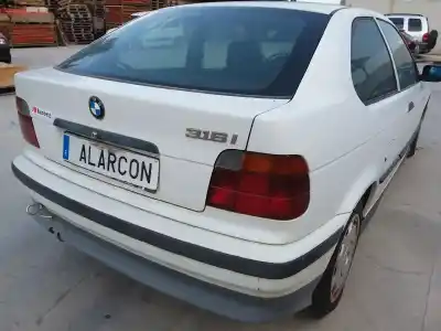 Veículo de Sucata bmw serie 3 compacto 1.6 do ano 1995 alimentado m43b16