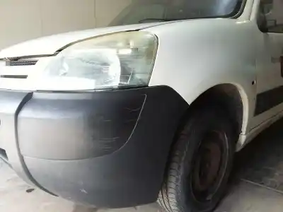 Veículo de Sucata citroen berlingo 1.9 d x familiar do ano 2004 alimentado dw8bwjy