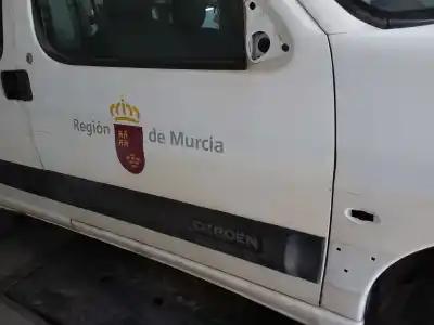 Veículo de Sucata citroen berlingo 1.9 d x familiar do ano 2004 alimentado dw8bwjy