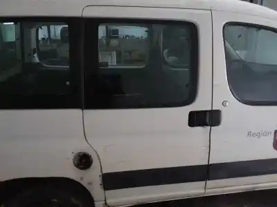 Veículo de Sucata citroen berlingo 1.9 d x familiar do ano 2004 alimentado dw8bwjy